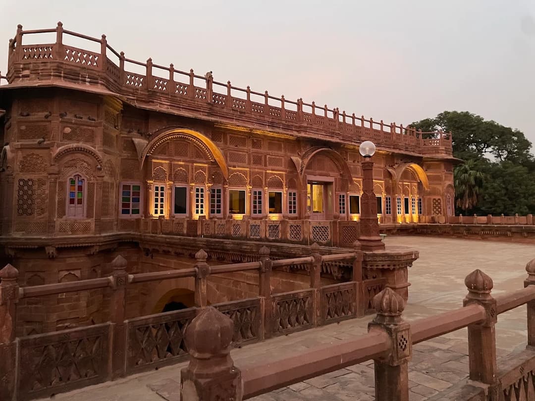 Top Destinations in India for History, Architecture and Heritage Stays