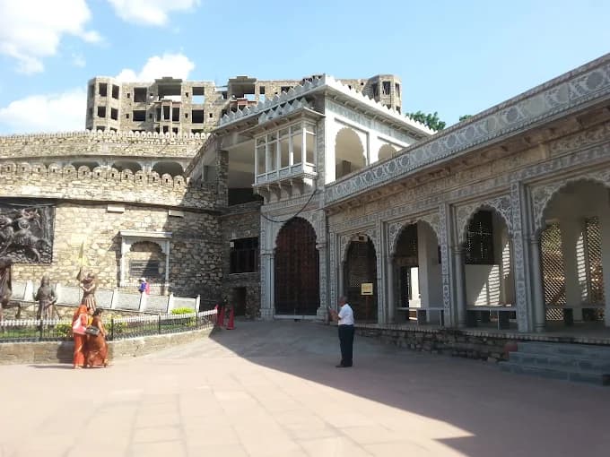 Weekend Getaway Packages Near Kumbhalgarh Fort