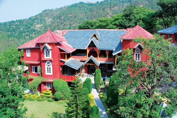Popular Places to Visit in Dharamshala for Every Traveller