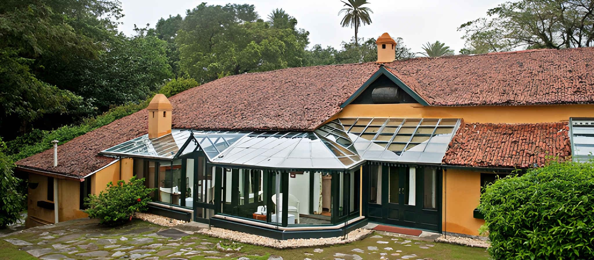 WelcomHeritage Connaught House - Mount Abu
